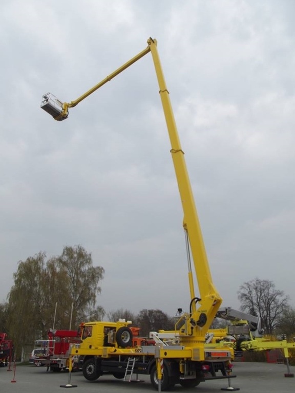 Palfinger Wumag WT3700 37 Meter Truck Mounted Platform
