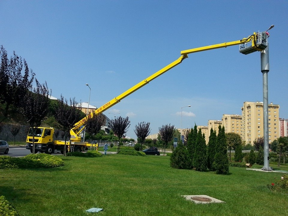 Palfinger Wumag WT3700 37 Meter Truck Mounted Platform