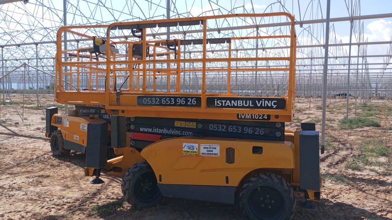 Şantiyelerde Personel Yükseltici Platform Kullanımıyla İş Verimliliği Nasıl Artar?